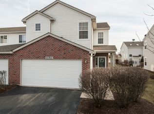 21521 Eich Dr, Crest Hill, IL 60403