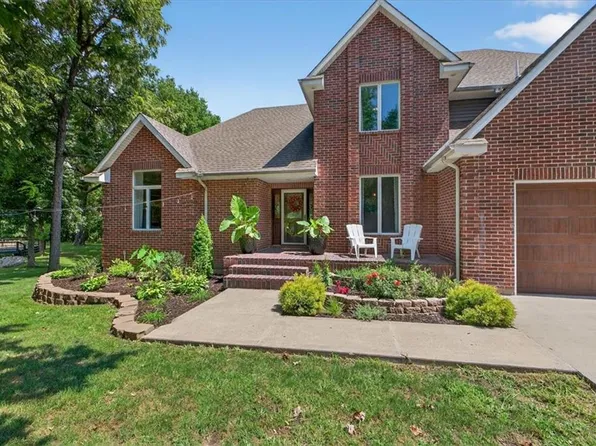 14611 Gammon Rd, Greenwood, MO 64034