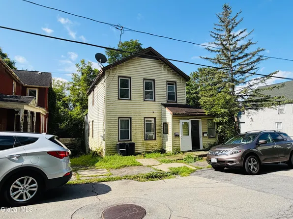 97 Grove Street, Amsterdam, NY 12010