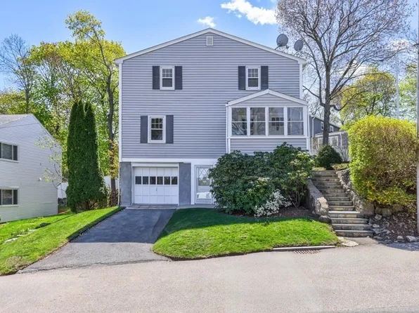 55 Loring St, Westwood, MA 02090