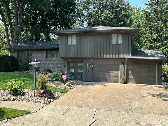 3rd image of 1310 Onyx Dr