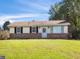 7001 Carmae Rd, Sykesville, MD 21784