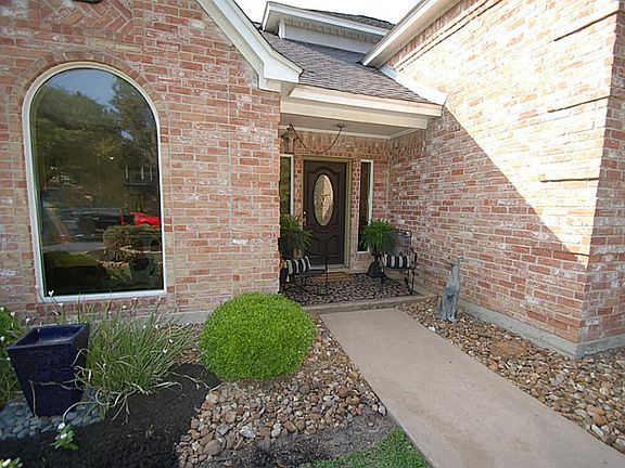 3rd image of 6326 Seegers Trail Dr
