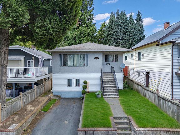 3rd image of 4987 Hoy St