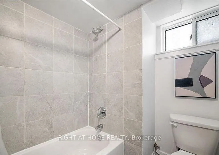 484 Phillip Murray Ave #LOWER — Photo 11