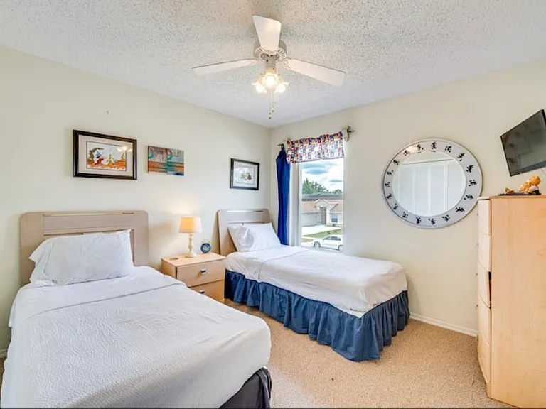 4912 Monarch Ln — Photo 6