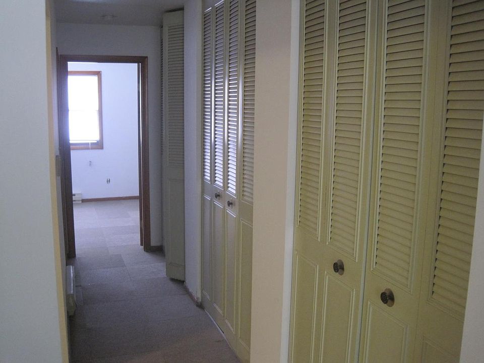 2nd image of 1007 Green Ridge Ave