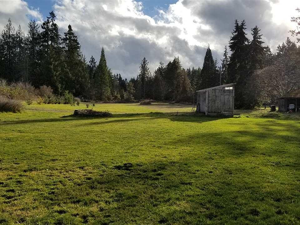 2nd image of 345 W Silberhorn Rd