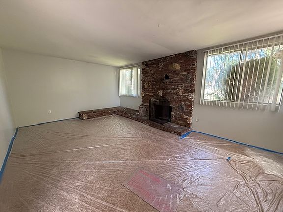 4th image of 537 N Vista Bonita Ave