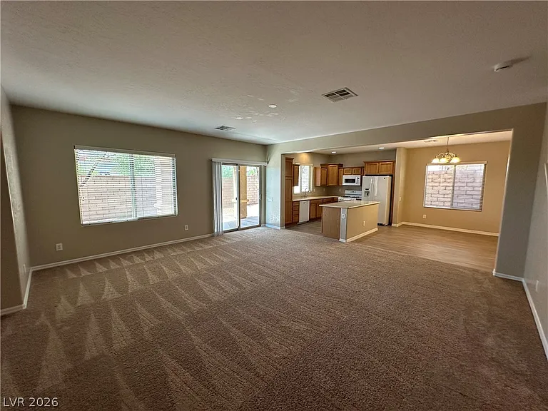 11905 Alava Ave — Photo 3