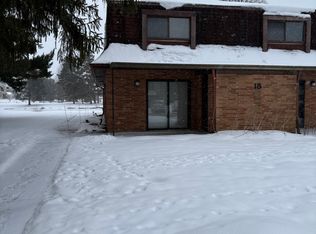 5266 Grafton Rd APT 15A, Brunswick, OH 44212