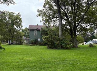 11041 E Willow Dr, Whitewater, WI 53190
