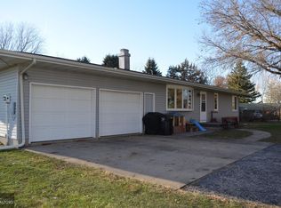13688 Angle Rd, Ottumwa, IA 52501
