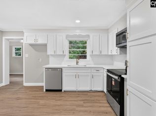 2415 Oak Ln, Camden, SC 29020