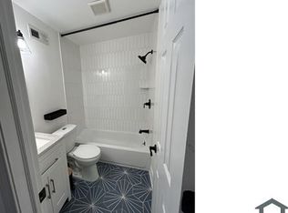 2217 Greenwich St, Philadelphia, PA 19146