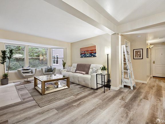 4th image of 1380 Greenwich St APT 209