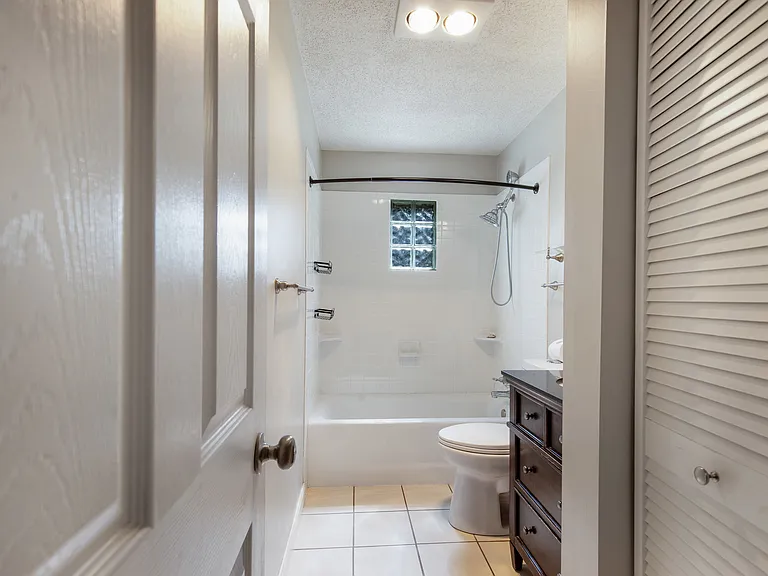 1505 Aldenwood Ln — Photo 22