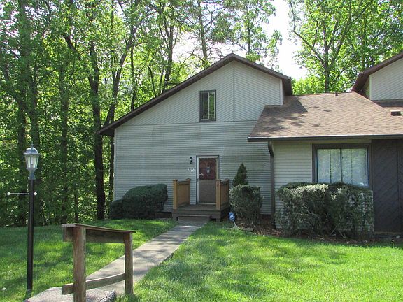 3rd image of 2221 Forest Acres Dr #0