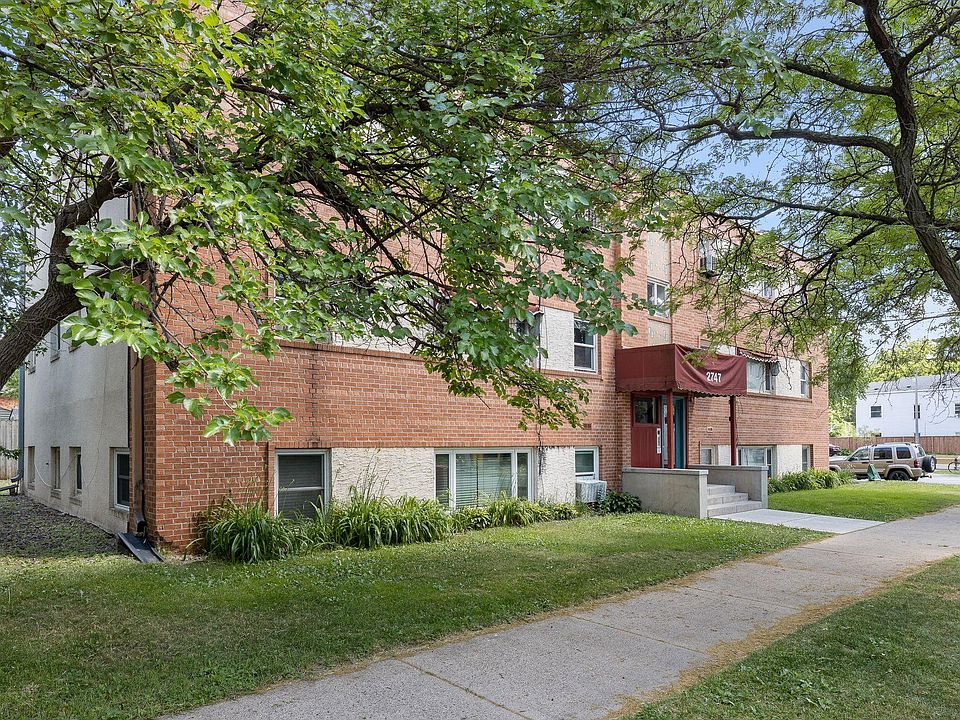 1st image of 2747 Dupont Ave S APT 304