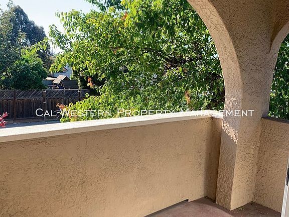 2nd image of 1144 Delna Manor Ln #4