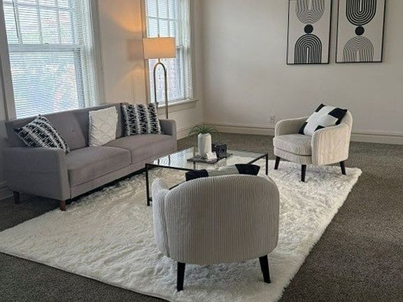 4th image of 329 Belt Ave APT 401