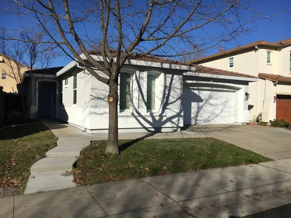 2951 Holdrege Way, Sacramento, CA 95835
