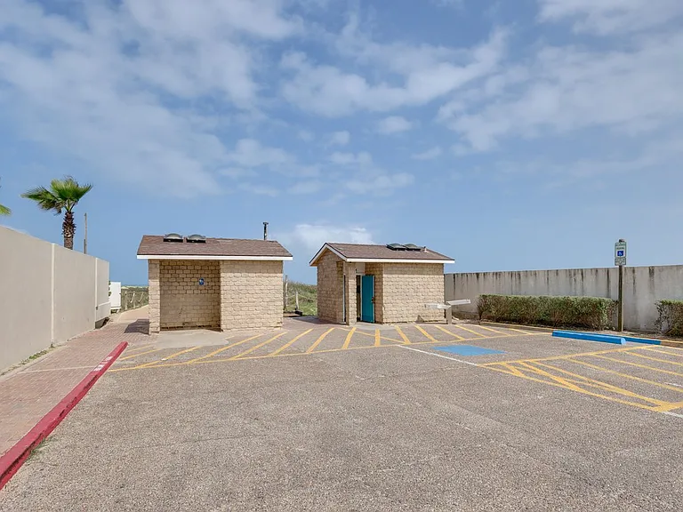 W Corral St — Photo 9