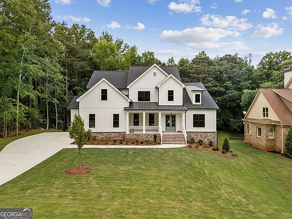2nd image of 9135 Greenway Ct
