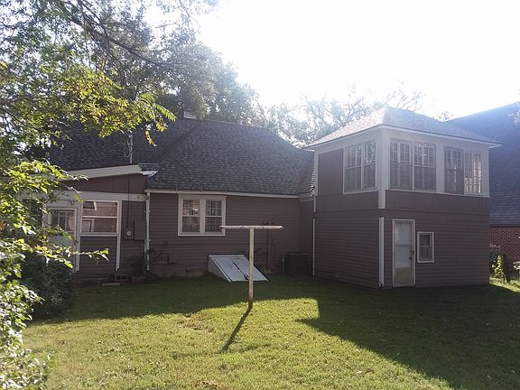 3rd image of 205 S Lincoln Ave