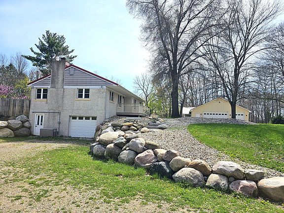 5th image of 4650 N 36th St