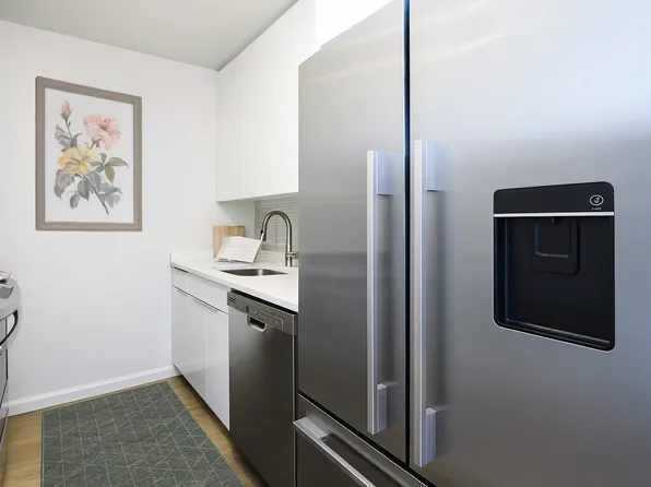 525 East 72nd Street image 6 of 20