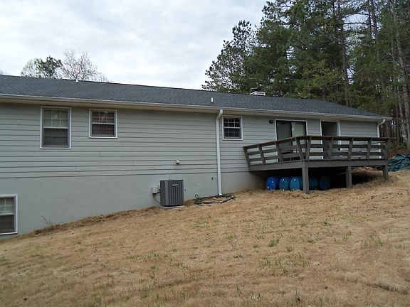 Great slope to the back yard