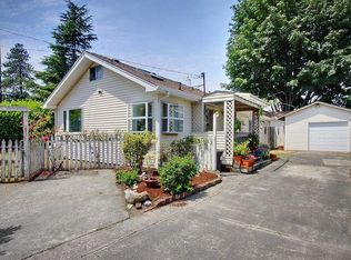 10128 35th Ave SW, Seattle, WA 98146