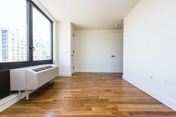 Rented by Nooklyn NYC LLC | media 63