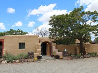 1528 El Llano Rd, Espanola, NM 87532