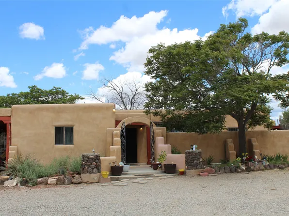 1528 El Llano Rd, Espanola, NM 87532