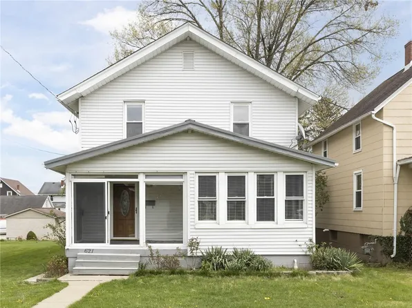 621 W Grant St, Houston, PA 15342