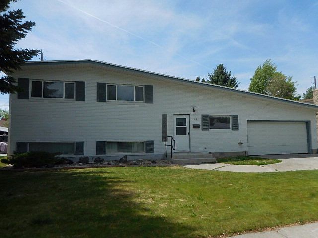 1st image of 353 Pinon Dr
