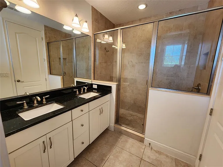 9805 Winnington St — Photo 29