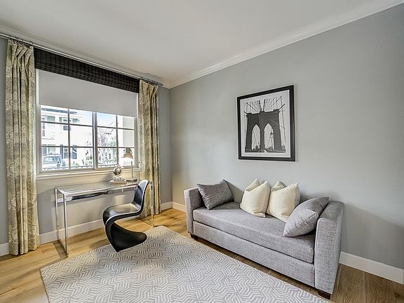 5th image of 131 Avellino Way