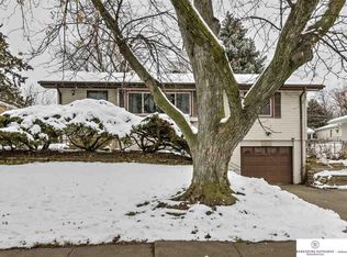 6306 Fort St, Omaha, NE 68104