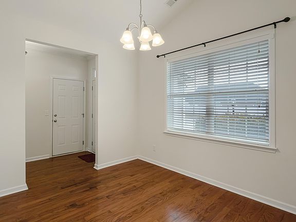 5th image of 8145 Halbert Dr