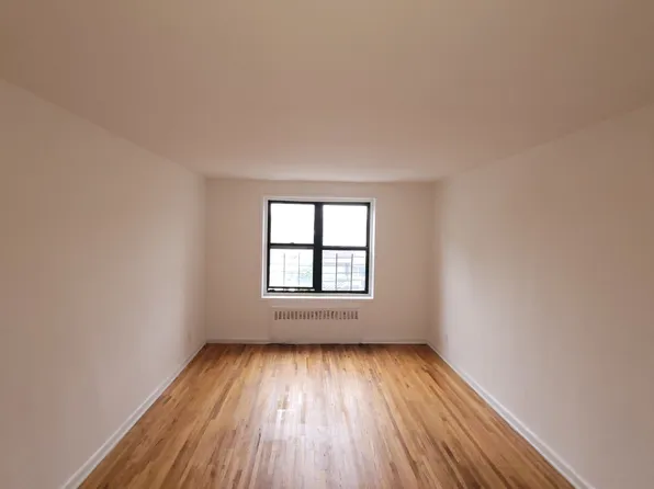 150 W End Ave, Brooklyn, NY