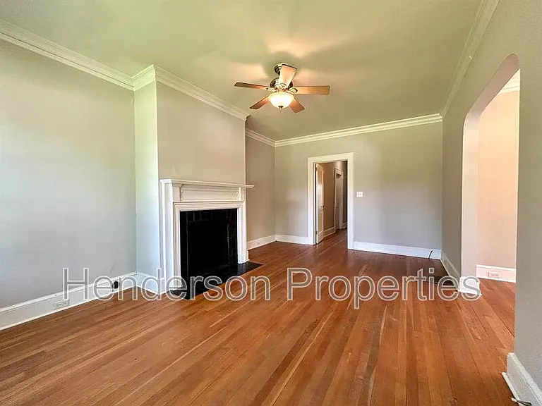 1326 Saint Julien St — Photo 7