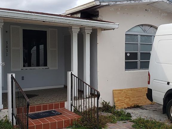 3rd image of 3631 SW 6th St