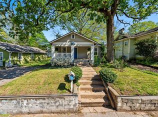 2220 Newnan St, East Pt, GA 30344
