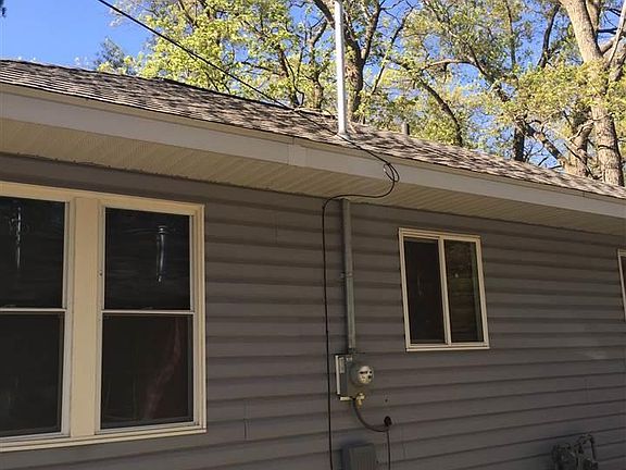 5th image of 1362 Ash St