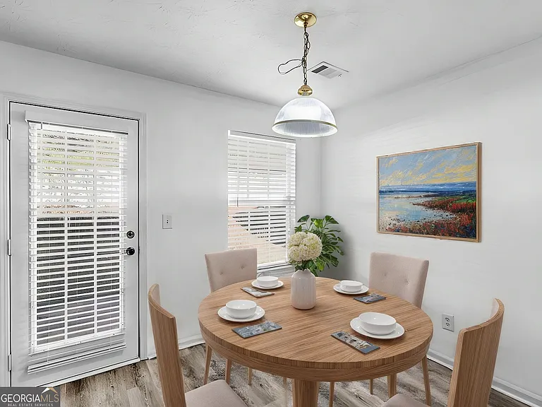 305 Nunnally Dr — Photo 13