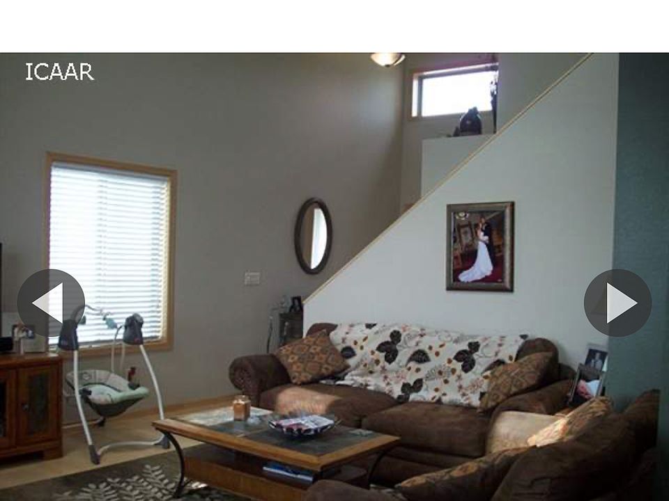 1st image of 272 S Park Ridge Rd