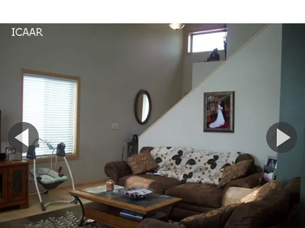 272 S Park Ridge Rd, North Liberty, IA 52317